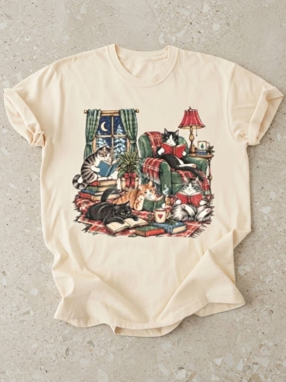 Cozy Reading Cats Christmas Library Winter Books Gildan T-Shirt